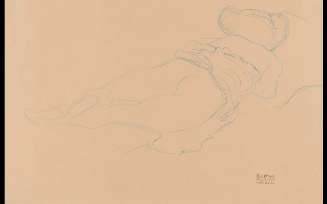 Auf dem Bauch liegender Halbakt nach rechts (Semi-Nude Lying on her Stomach turned to the Right) (1910)
